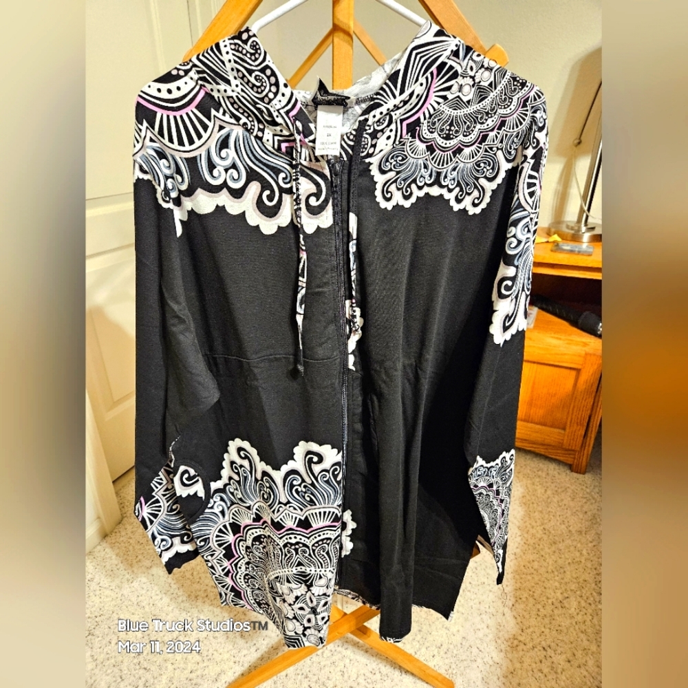 Metropolitan Black Pink Zippered Patterned Lightweight Jacket Plus Size 2X
